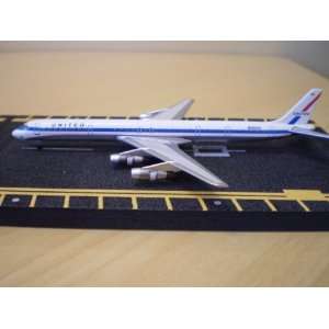 Super 8 United Airlines DC 8 61 Model Airplane Everything 