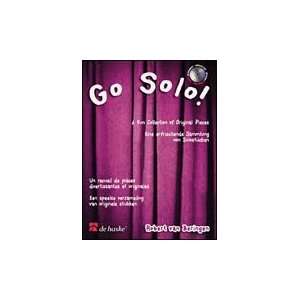 Go Solo Book With CD A Fun Collection of Original Pieces Alto 