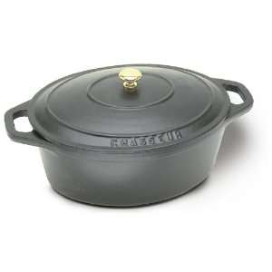  Paderno Black 4 1/4 Qt. Oval Dutch Oven   11 1/2 X 8 5/8 