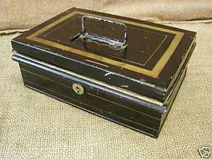 Vintage Steel Metal Box > Antique Boxes Wooden  