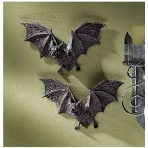 Xoticbrands Classic Vampire Bats Decorative Wall Sculptures   Set Of 6