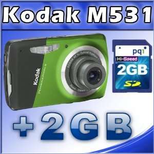   / 5x Digital Zoom, 2.7 bright LCD screen (Green/Black) + 2GB SD Card