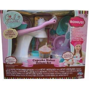  Girl Gourmet Deluxe Cupcake Maker Deluxe Set: Toys & Games