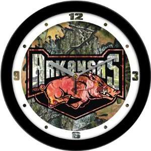  Arkansas Razorbacks UA NCAA 12In Camo Wall Clock: Sports 