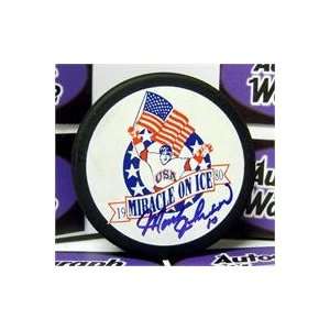   autographed Hockey Puck (1980 Olympic Hockey Team): Sports & Outdoors