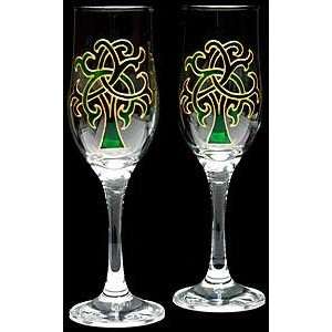   Flutes in a Green Celtic Tree of Life Design.: Home & Kitchen