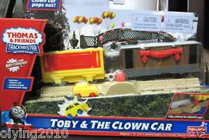 TRACKMASTER MOTORIZED TOBY & THE CLOWN CAR  