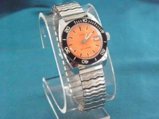   1970S LADIES TIMEX DIVERS STYLE MECHANICAL WATCH WITH STYLE  