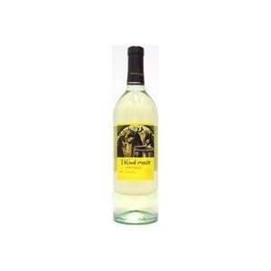  2010 3 Blind Moose Pinot Grigio 750ml: Grocery & Gourmet 