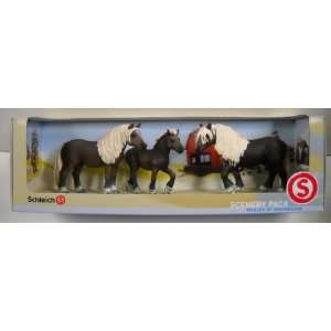  Schleich Scenery Pack of 3 horses Toys & Games
