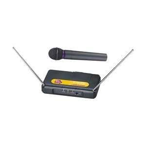   Hand Held Wireless Microphone System, Channel T2: Musical Instruments