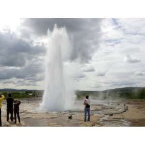 Strokkur Geyser in Eruption, Geysir Geothermal Basin, Southwest Area 