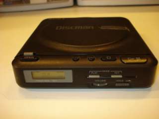 Vintage Sony Discman D 2 PORTABLE CD PLAYER  