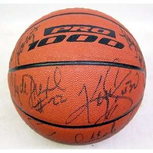  1994 95 Houston Rockets Team Signed Basketball Psa/dna 