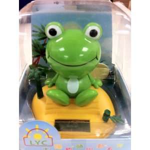  Cute Frog Solar Car Interior Decorative Swing Doll: Toys 