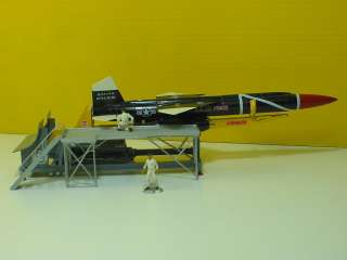 1957 REVELL BOMARC GUIDED MISSILE w/ Launch Platform #H 1806 149 BUILT 