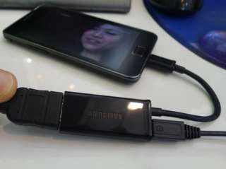 The HDMI adapter requires power through the use of a Samsung micro USB 