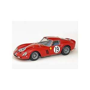  Ferrari GTO Winner of 1962 Le Mans GT Class Die Cast Model 