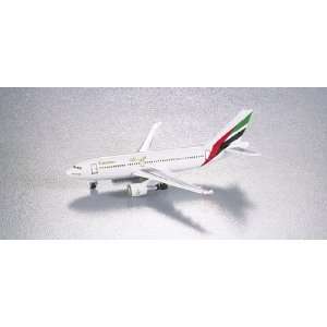  Herpa Wings Airbus A310 300 Emirates Air Model Airplane 