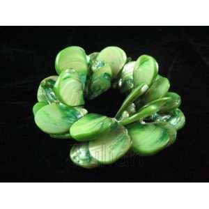  Unique Designed Green Sea Shell Bracelet H006 Arts 