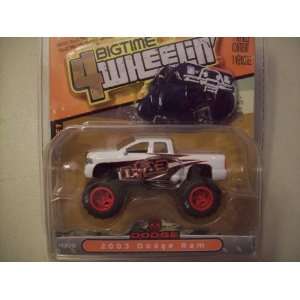  Jada Big Time 4 Wheelin 2003 Dodge Ram: Toys & Games
