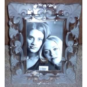  Fifth Ave Crystal 5 x 7 Picture Frame