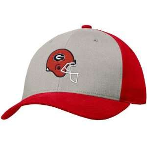  Nike Georgia Bulldogs Red Helmet Campus Hat: Sports 