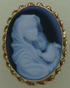 Cameo 20mm Mother & Child Pin & Pendant  