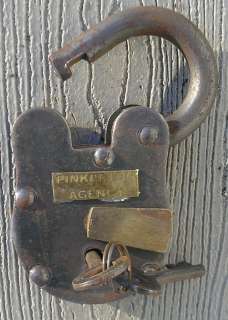 Cast Iron Pinkerton Detective Agency Padlock Lock With Keys  