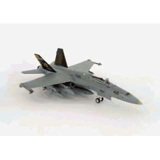 Winged Fighters F/A 18 Uss Independence 1/144:  Home 