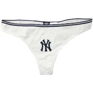  New York Yankees White Ladies Catalina MLB Thongs: Sports 
