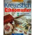 Kreuzstich Ethnomuster. Borten und Einzelmotive Gebundene Ausgabe von 
