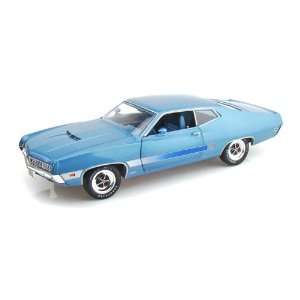  1970 Ford Torino GT 1/18 Blue: Toys & Games