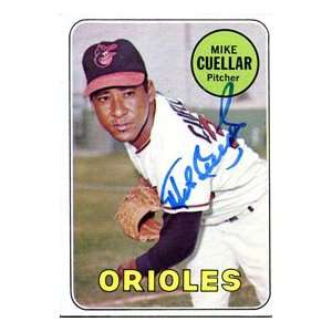 Mike Cuellar Autographed 1969 Topps Card: Sports 