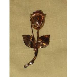  Giavanni Gold Tone Rose Flower Power Brooch Pin 