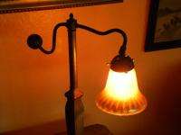 VINTAGE TABLE LAMP   DESK LAMP AURENE SHADE SWITCH ON CORD  