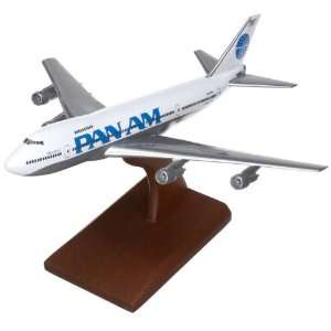  B747 200 Pan Am 1/200 Scale Model Aircraft Toys & Games